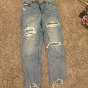 American Eagle Outfitters Light Blue Ripped Mom Jean